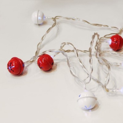 Set of 10L Cold White Led Decorative Lighs with White-Red Bells 