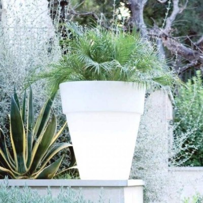 Illuminated Rounded Flowerpot G52cm White